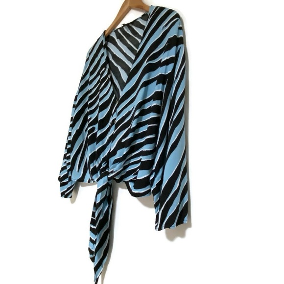 TOPSHOP ZEBRA PRINT TOP - Picture 2 of 9